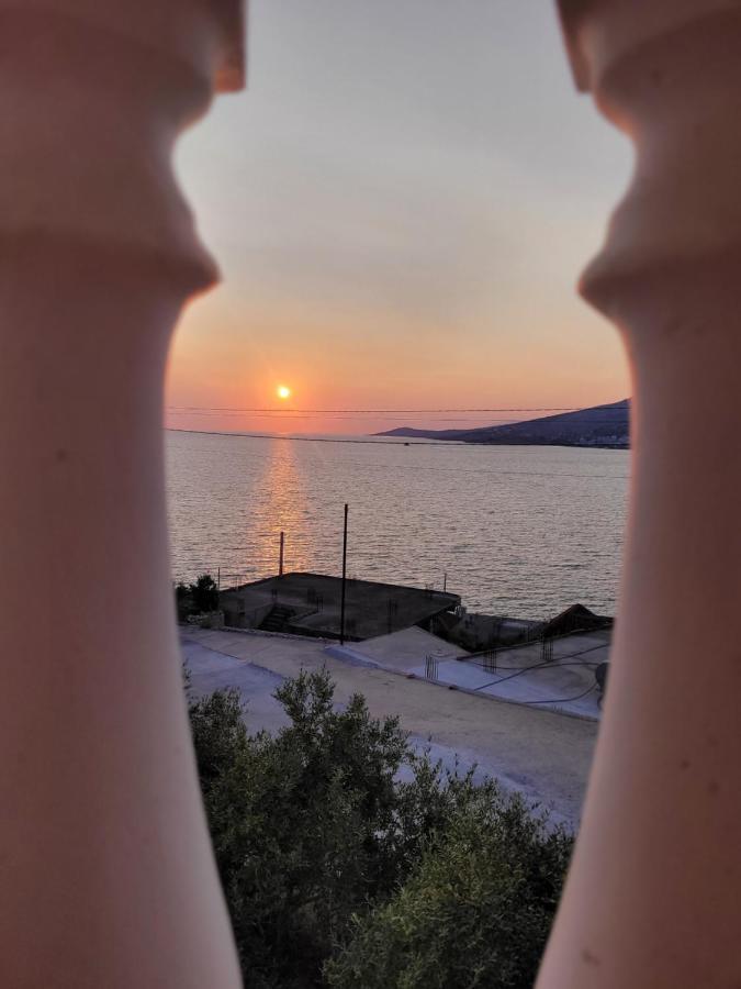 Vila Sulozeqi Appartement Sarandë Buitenkant foto