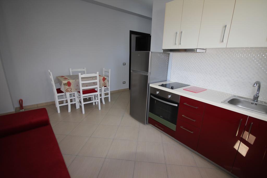 Vila Sulozeqi Appartement Sarandë Buitenkant foto