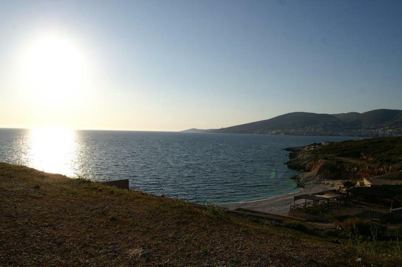 Vila Sulozeqi Appartement Sarandë Buitenkant foto